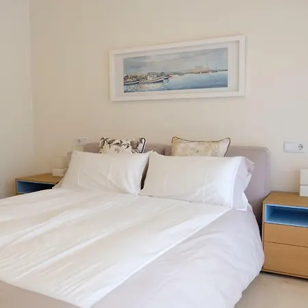 Luxury Modern With Terrace, Pool And Garage! Apartment Marbella