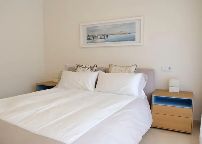 Luxury Modern With Terrace, Pool And Garage! Apartment Marbella